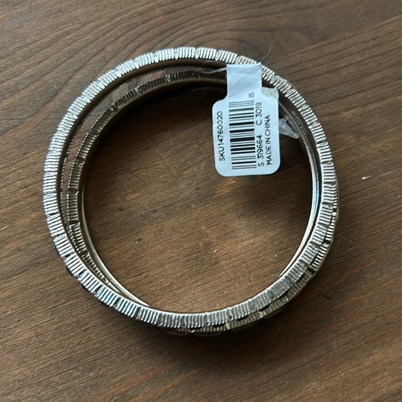 bracelets - Picture 2 of 5